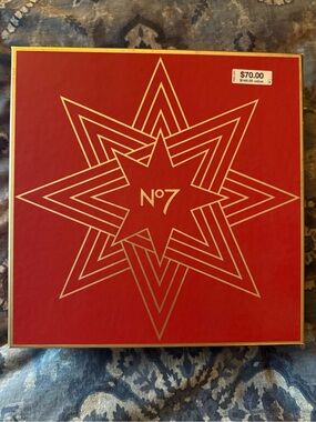 No. 7 Women’s Gift Set NEW